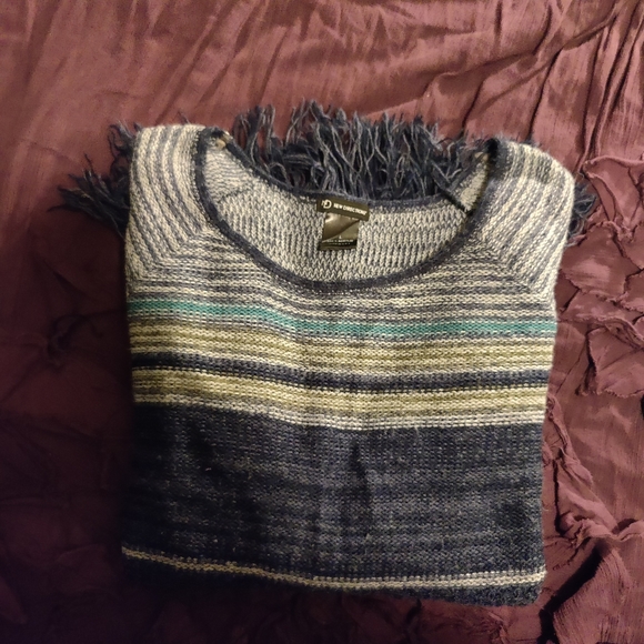 New Directions Large Sweater with Blue and grey stripes with fringe bottom - Picture 2 of 2